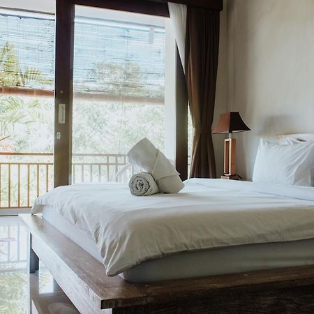 Matra Bali Surf Camp Hotel Canggu Екстериор снимка