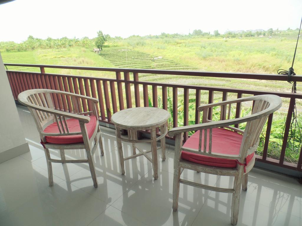 Matra Bali Surf Camp Hotel Canggu Екстериор снимка